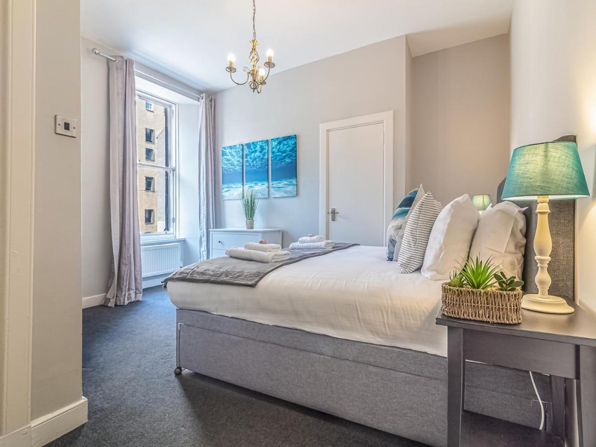 Pass The Keys Spacious And Homely Flat On The Royal Mile Édimbourg Extérieur photo