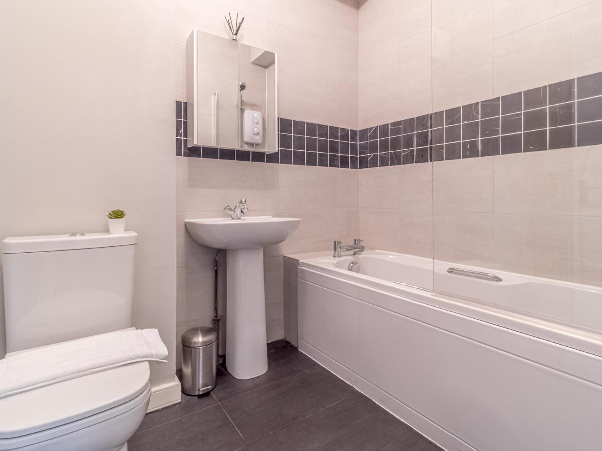 Pass The Keys Spacious And Homely Flat On The Royal Mile Édimbourg Extérieur photo