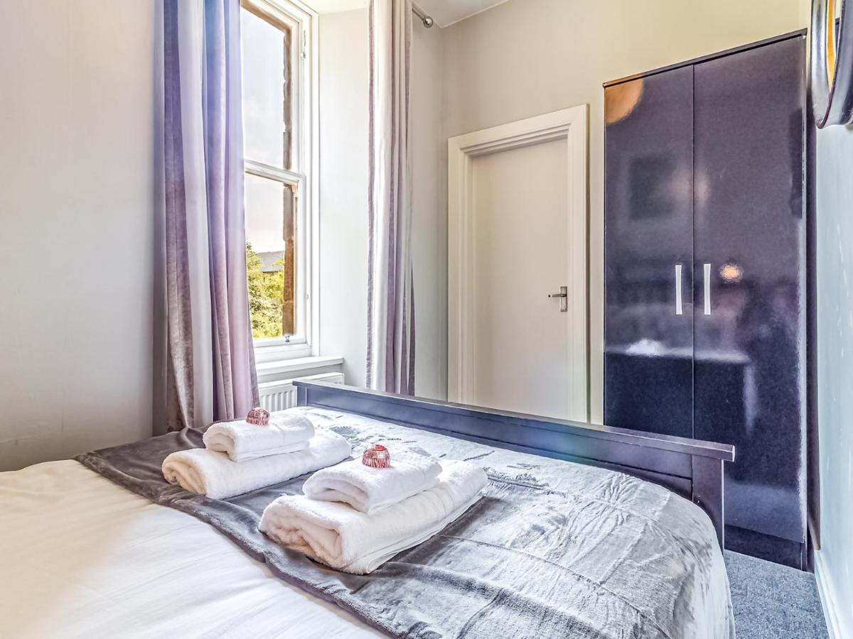 Pass The Keys Spacious And Homely Flat On The Royal Mile Édimbourg Extérieur photo