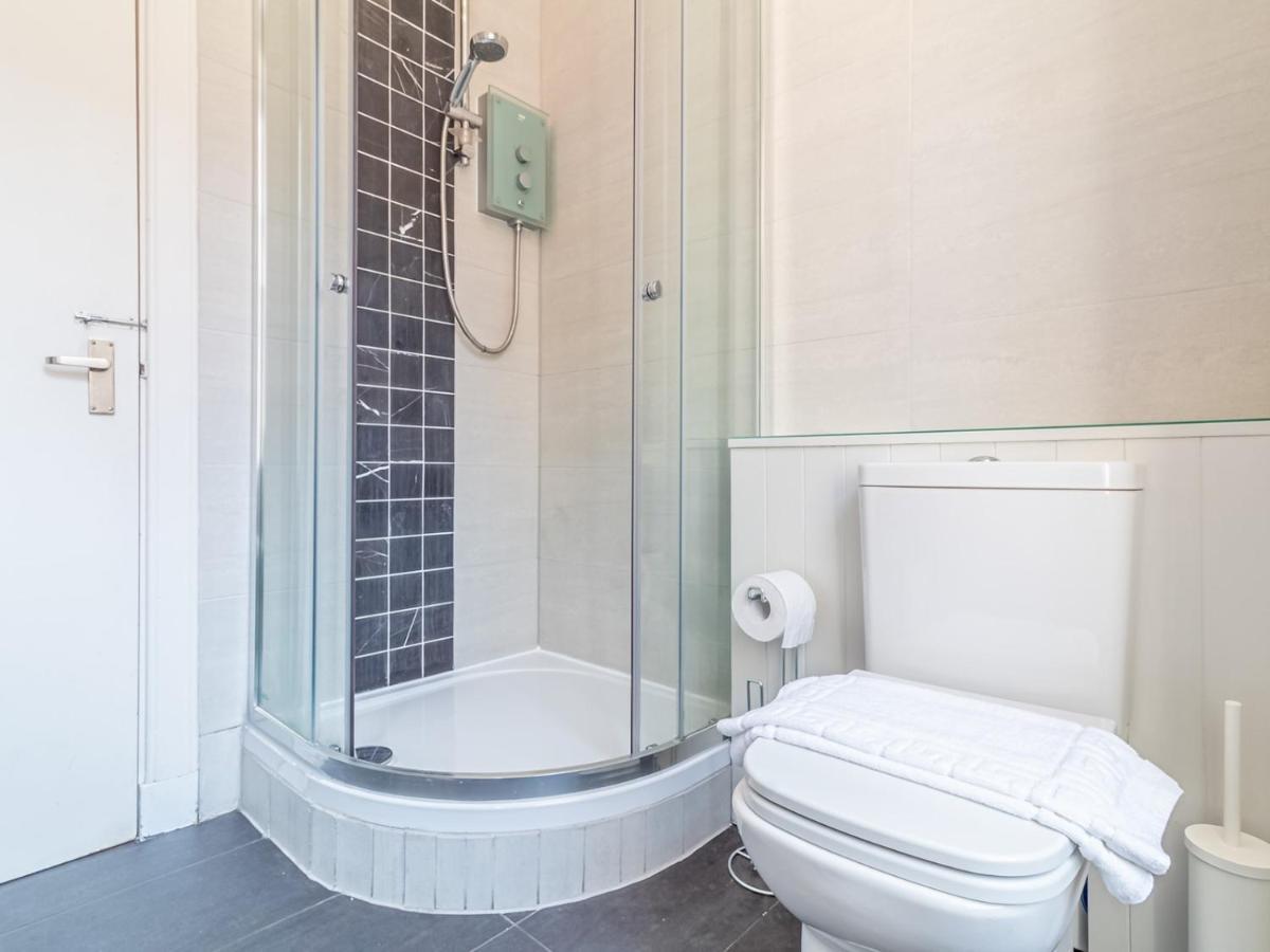 Pass The Keys Spacious And Homely Flat On The Royal Mile Édimbourg Extérieur photo